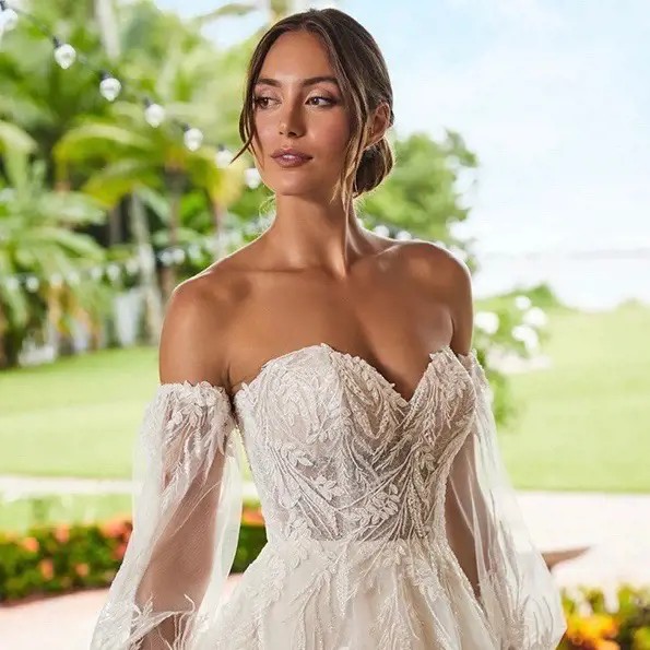 Spring 2022 Wedding Dress Trends Image