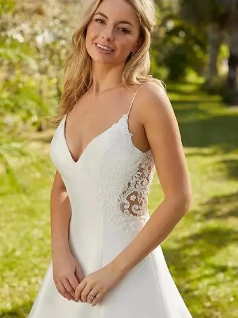 Flora's Faves Style No. 18321 #9 Ivory thumbnail