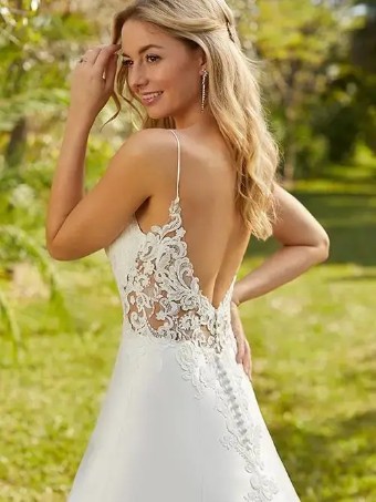 Flora's Faves Style No. 18321 #7 Ivory thumbnail