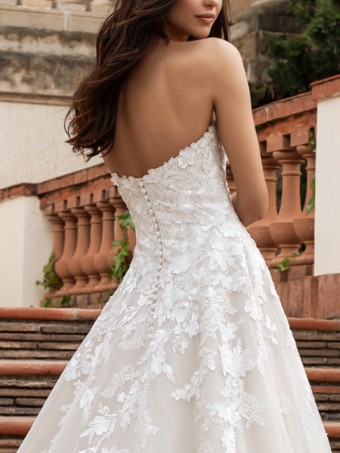 Pronovias Style No. Elcira #4 thumbnail